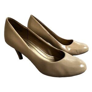 Comfort Plus by Predictions Sz 7 Womens Nude Beige Stiletto Heels with Comfort G